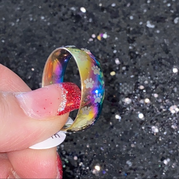 🎄2/$15🎁3/$20 Stainless Steel Unisex Rainbow Paw Print Ring size 13 - Picture 3 of 16
